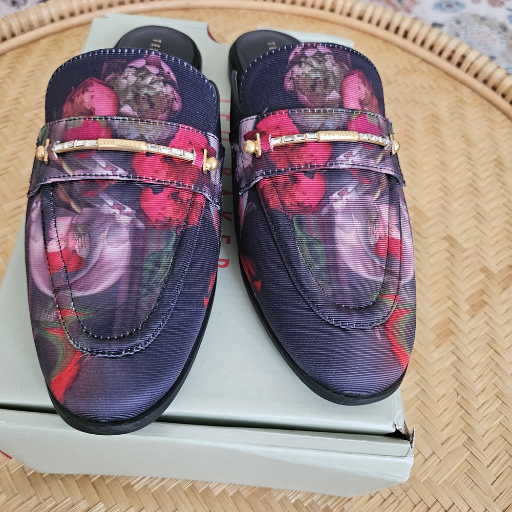 Ted Baker LondonZola Icon Satin Floral Mule